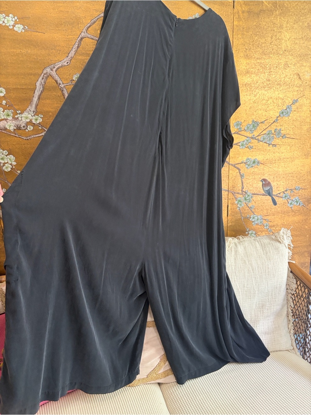 Universal Standard Cupro /vegan silk Jumpsuit, lightweight, classy, comfortable - Picture 6 of 9